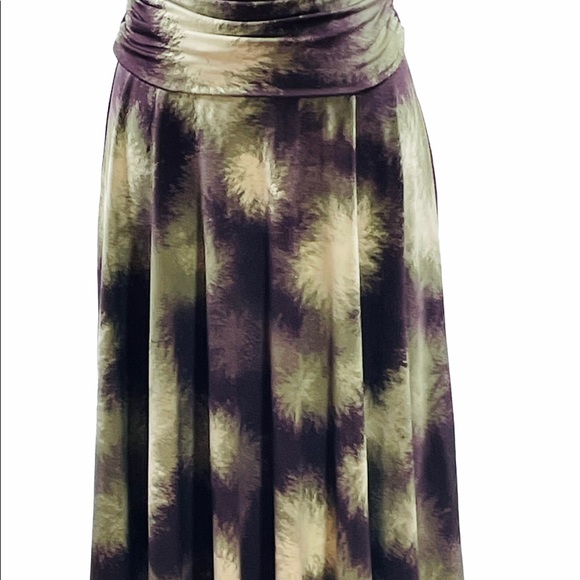Lapis Convertible Tie Dye Army Green Dress - Picture 9 of 9